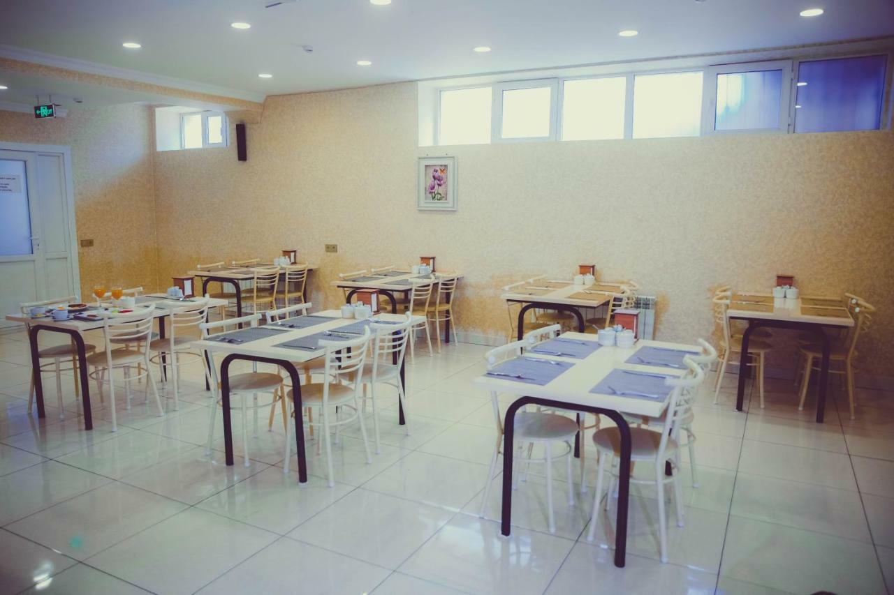 באקו Eleon Hotel מראה חיצוני תמונה